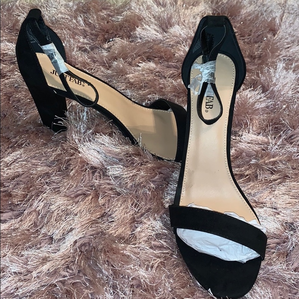 One Strap Thick Heeled